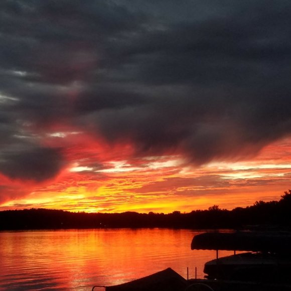 Meet your Posher, Allison - Picture 1 of 1